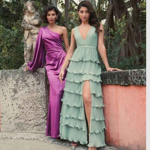Mac Duggal 49054 Size 0 Sage Green Sleeveless Ruffle Tiered V-Neck Gown Dress - Picture 1 of 4